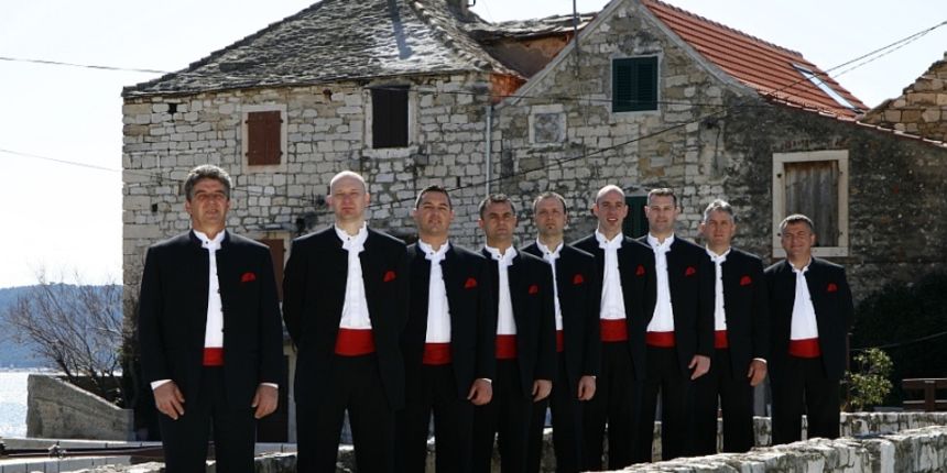 Snimanje spota za pjesmu “Ružo crvena”