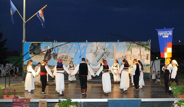 5. Večer pisme, folklora i starih običaja “Dođi diko u Kotare ravne”-Zemunik 2013