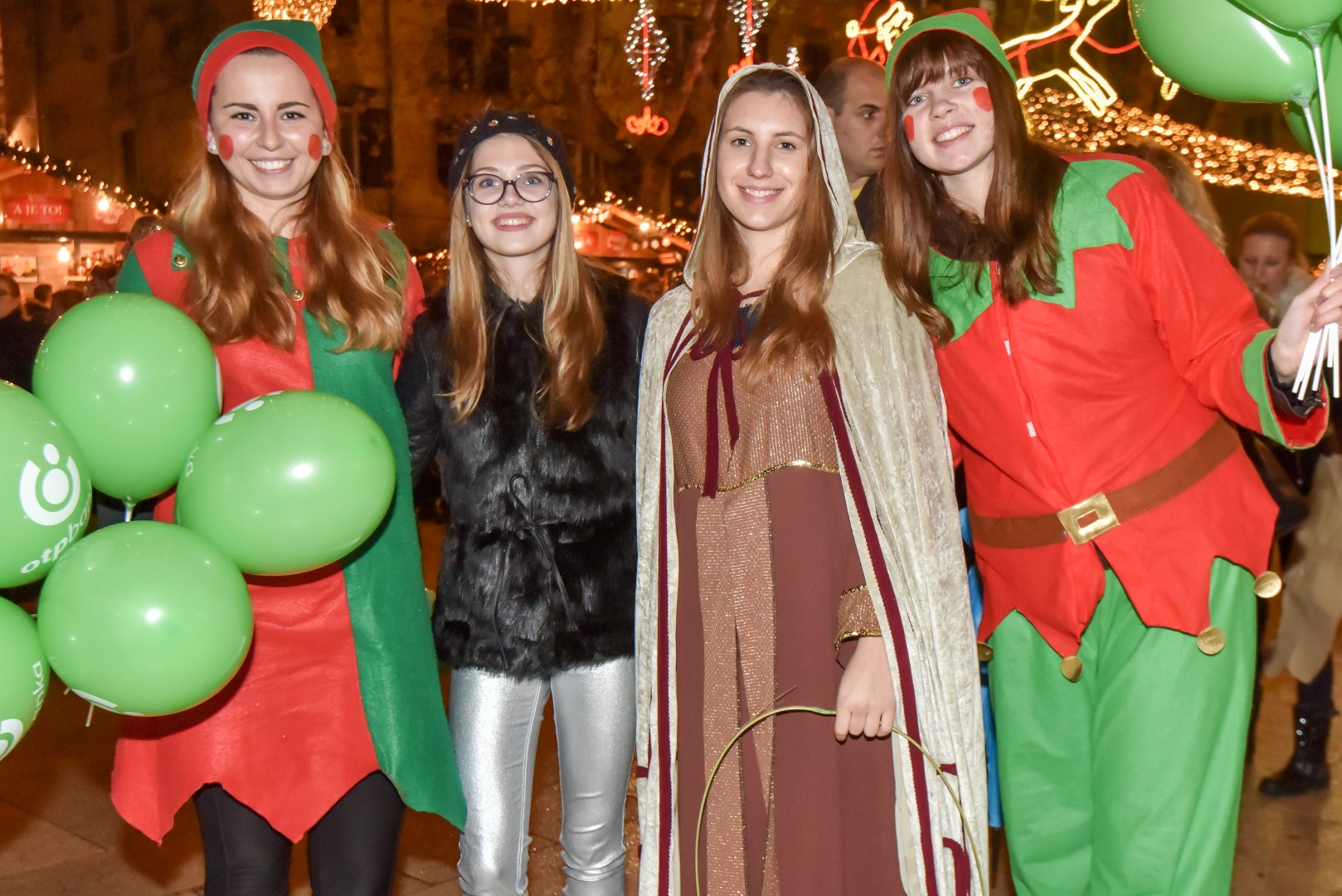 Mia Negovetić i klapa Munita oduševili na Adventu