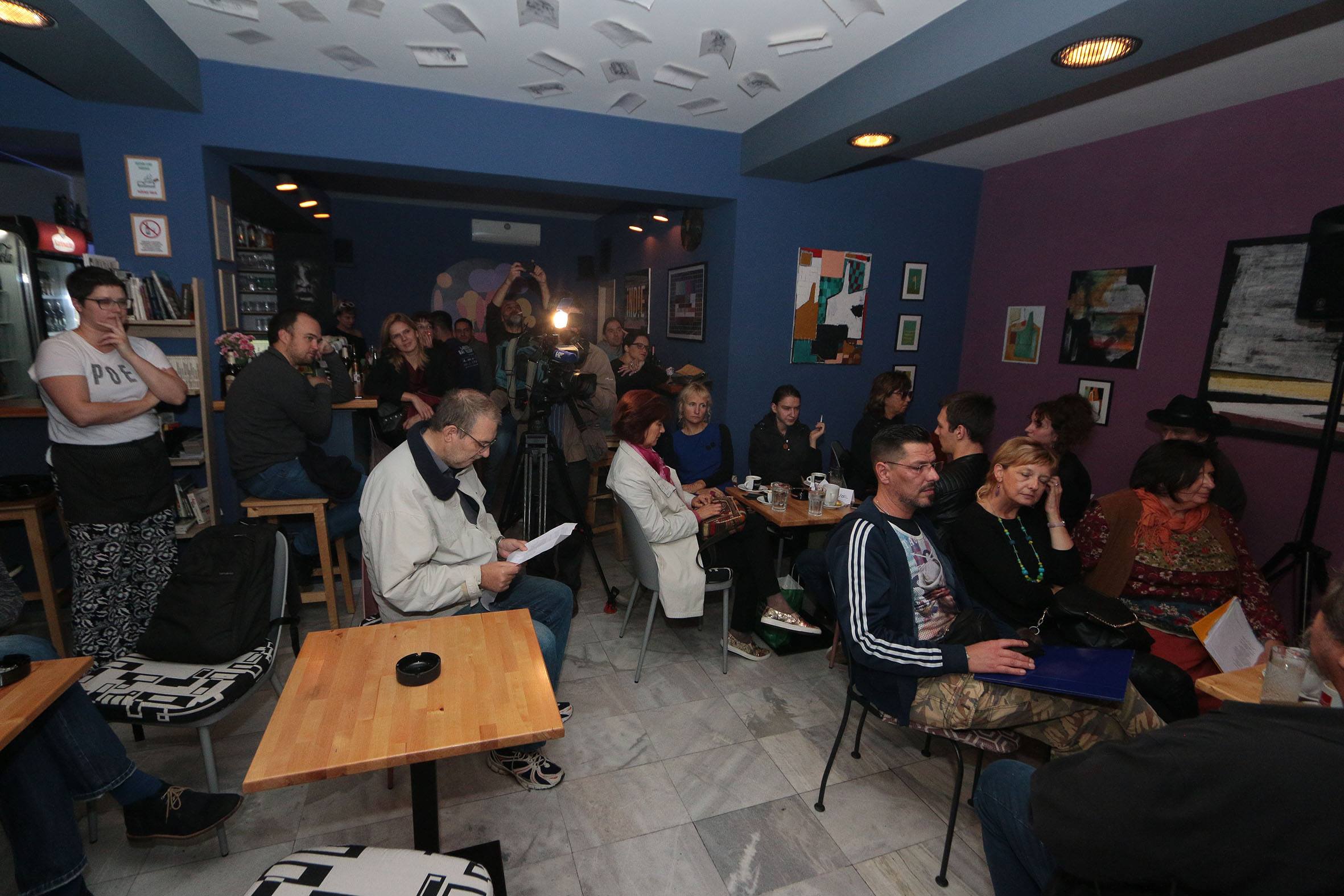 Književna večer udruge “ZaPis” u Indie baru