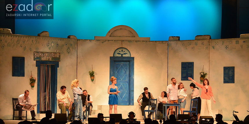 Mjuzikl Mamma Mia kazališta Komedija u dvorani Krešimir Ćosić Mjuzikl Mamma Mia kazališta Komedija u dvorani Krešimir Ćosić