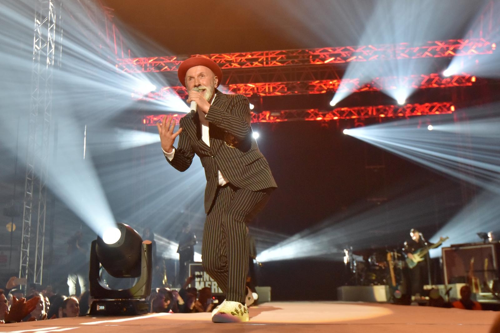 Dino Merlin @ Dvorana Krešimir Ćosić Dino Merlin @ Dvorana Krešimir Ćosić