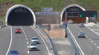 Zadar, 300509.
Danas je na odmoristu Marune odrzana svecanost otvaranja tunela Mala Kapela i Sv.Rok.Svecanosti su prisustvovali : Stipe Zrilic,Mario Lovricevic, Jurica Prskalo, Bozidar kalmeta, Darko Milinovic, Zdravko Livakovic, Zvonimir Vrancic.
Foto :