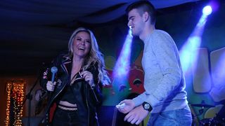 Virske maškare: Maja Šuput zapalila ledenu virsku večer Virske maškare: Maja Šuput zapalila ledenu virsku večer