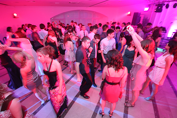 Maturalna večer gimnazije Franjo Petrić (foto:Saša Čuka) Maturalna večer gimnazije Franjo Petrić (foto:Saša Čuka)