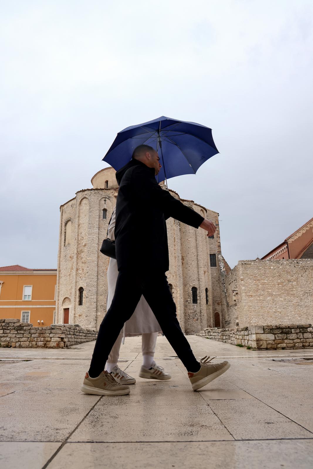 Oblačna nedjelja u Zadru