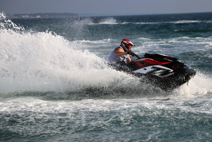 Vir: Slobodan trening na plaži Jadro pred utrke Alpe Adria Jest Ski Toura. Foto: Kažimir Škrbić/Virski list