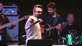 Fenomenalni Petar Grašo raspjevao i rasplesao Biograd Fenomenalni Petar Grašo raspjevao i rasplesao Biograd