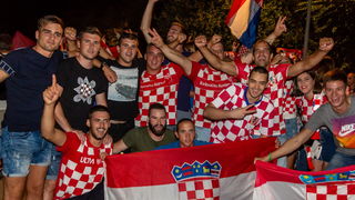 Veličanstven doček četvorice zadarskih Vatrenih od Gradskog mosta do Foruma