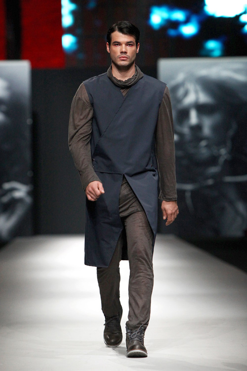 Jučer je završeno izdanje Cro A Porter-a @ LAUBA na kojem su svoje kolekcije predstavili: Ivona Martinko, Jelena Aleksić, Etna Maar, SPIRIT by T.B./ Tomislav Bahorić Jučer je završeno izdanje Cro A Porter-a @ LAUBA na kojem su svoje kolekcije predstavili: Ivona Martinko, Jelena Aleksić, Etna Maar, SPIRIT by T.B./ Tomislav Bahorić