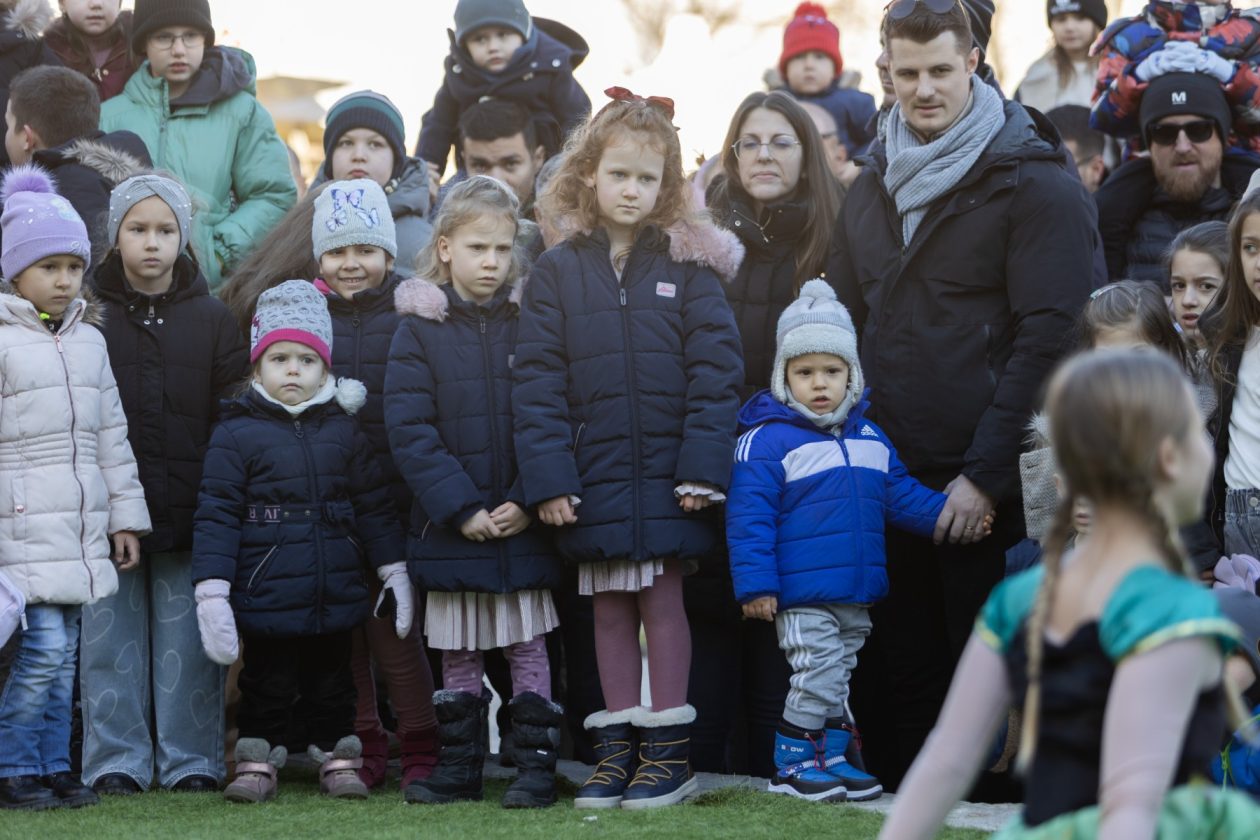 Dječji doček Nove godine na Božićnom gramofonu