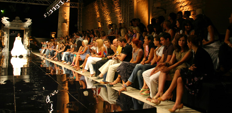 Image 1174695 (auto)