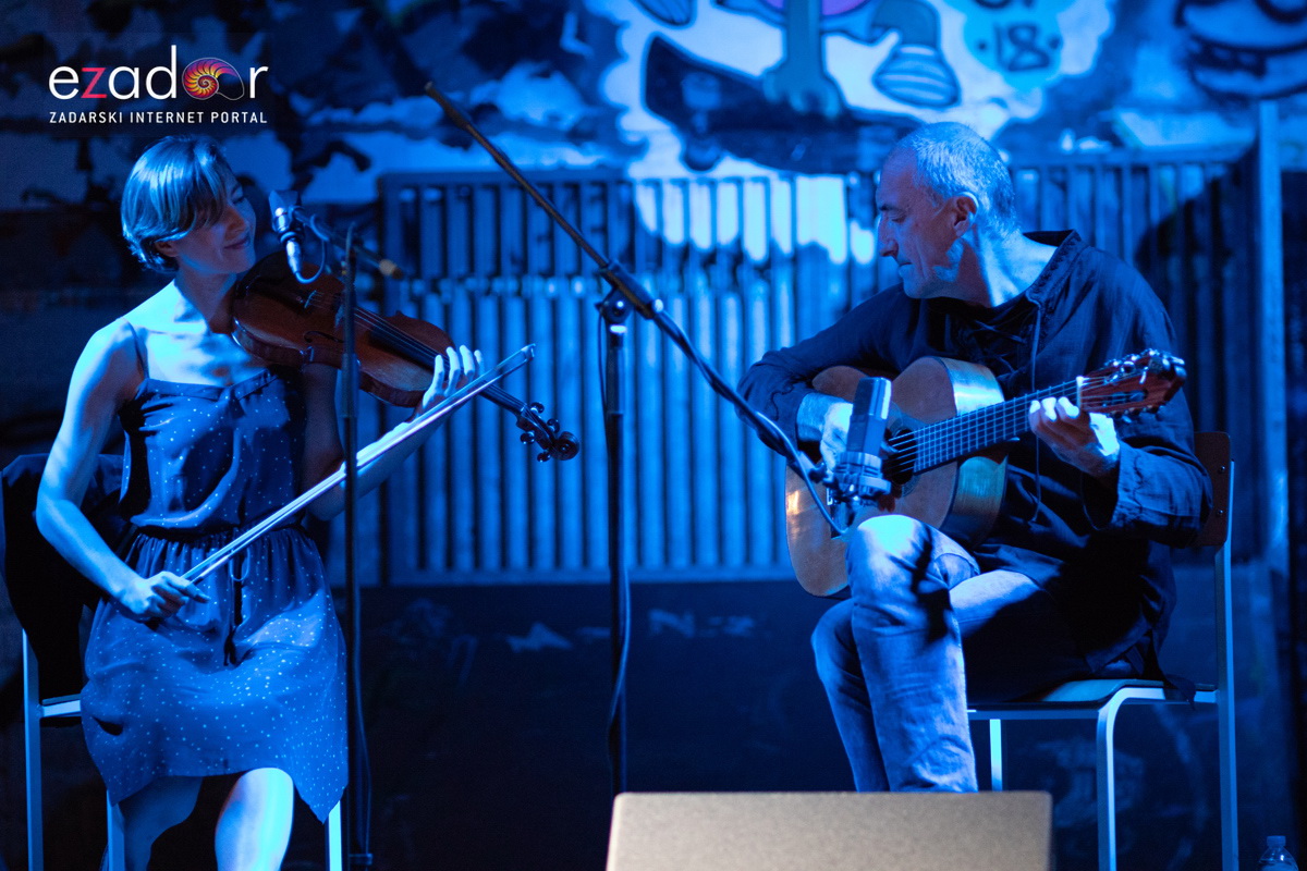 KvartArt 2018: Intimna večer u skate parku uz vrhunski koncert Miroslava Tadića i Yvette Holzwarth KvartArt 2018: Intimna večer u skate parku uz vrhunski koncert Miroslava Tadića i Yvette Holzwarth