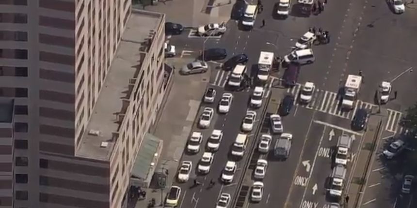 Bolnica, New York, Napad Bolnica, New York, Napad