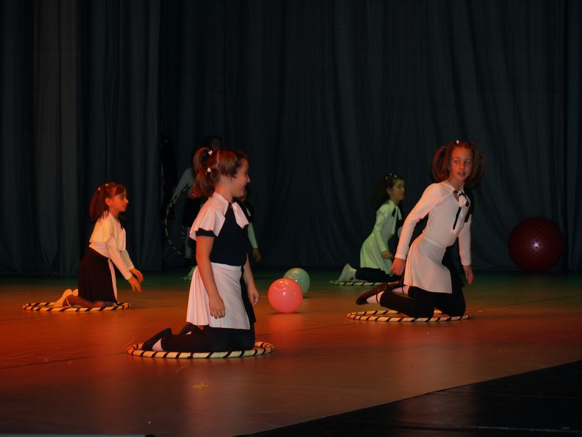 Plesno kazalisna udruga Zalet