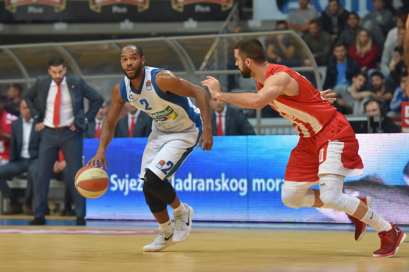 ABA liga, 9. kolo: KK Zadar – KK Crvena Zvezda 76-88 ABA liga, 9. kolo: KK Zadar – KK Crvena Zvezda 76-88