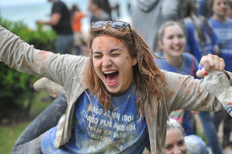 Ludijada zadarskih maturanata 16. svibnja 2014. Foto: Filip Brala/PIXSELL Ludijada zadarskih maturanata 16. svibnja 2014. Foto: Filip Brala/PIXSELL