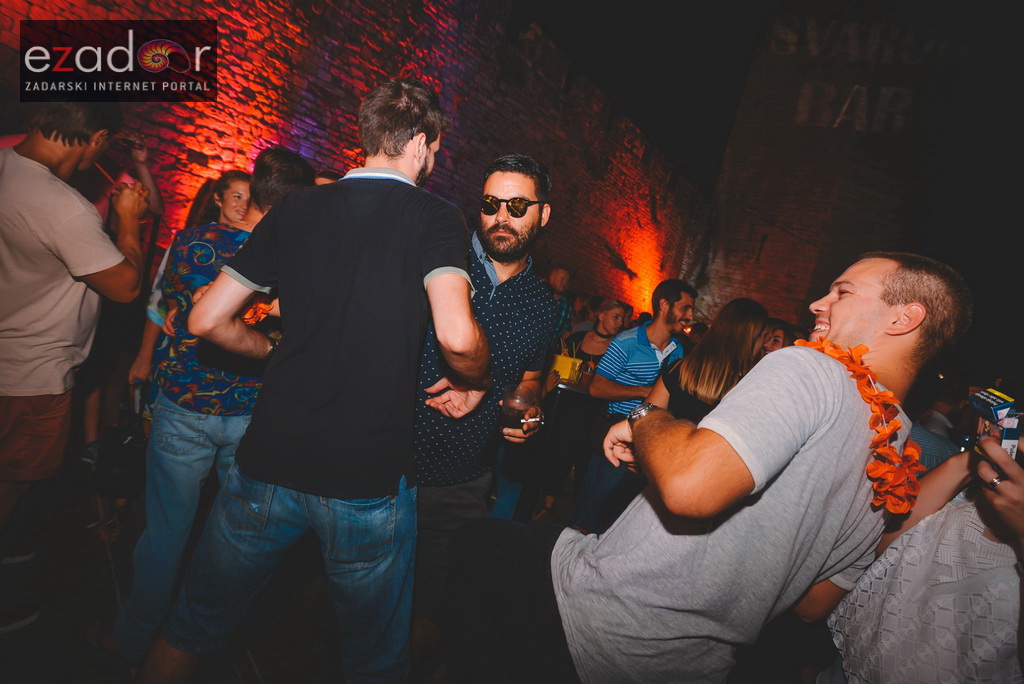 Saturday Night with DJ Dizzy @ Svarog Bar