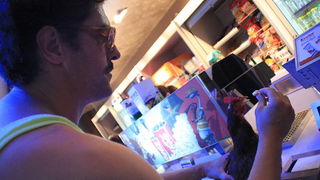 Dali bar: Party u povodu predpremijere filma Bruno