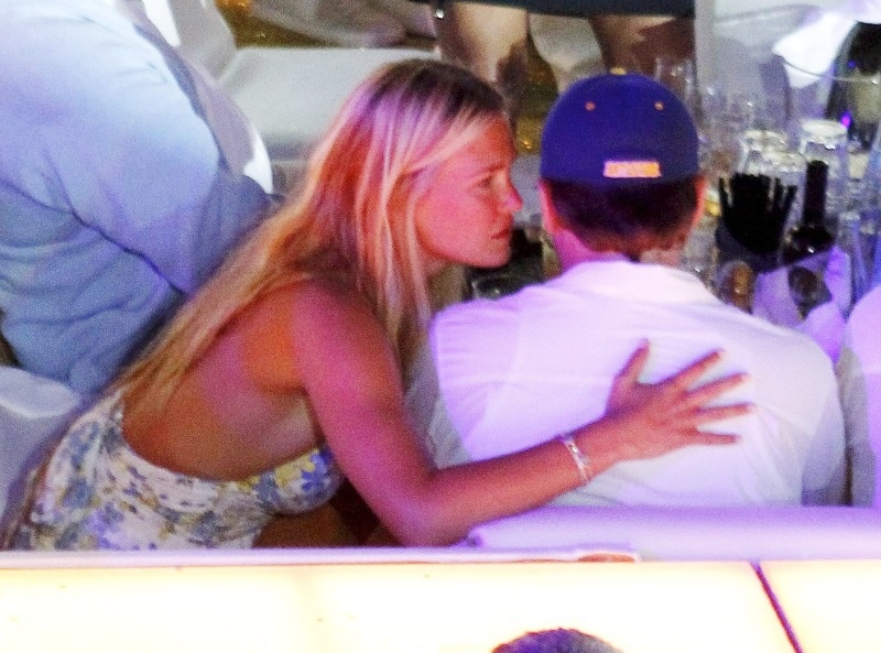 Bar Rafaeli i Leonardo Di Caprio u Sardiniji (Index.hr)