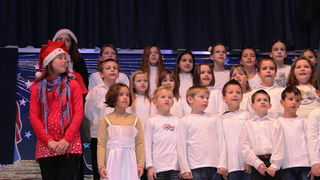 Božićna priredba OŠ Smiljevac Božićna priredba OŠ Smiljevac