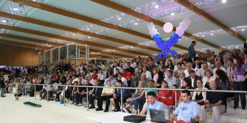 Image 1067997 (auto)