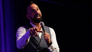 Stand up comedy večer: Ivan Šarić u Domu sportova Stand up comedy večer: Ivan Šarić u Domu sportova