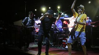 Dan Općine Vir proslavljen uz spektakularni koncert Prljavog Kazališta i vatromet Dan Općine Vir proslavljen uz spektakularni koncert Prljavog Kazališta i vatromet