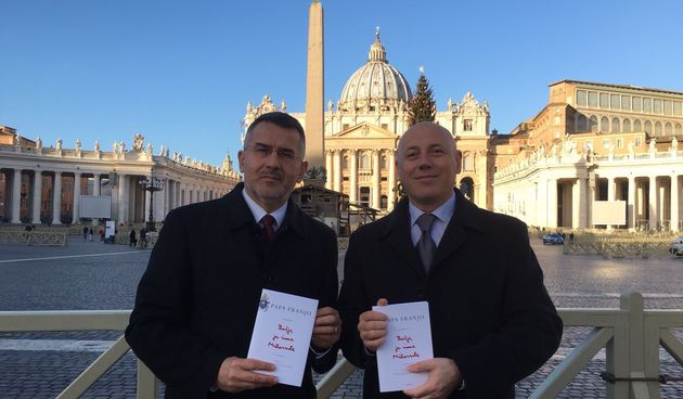 U Vatikanu predstavljena knjiga “Božje je ime Milosrđe” na 21 jeziku