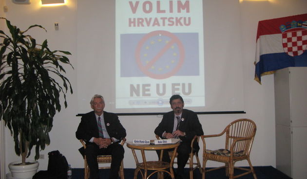 Karino Hromin Sturm, Roko Sikic