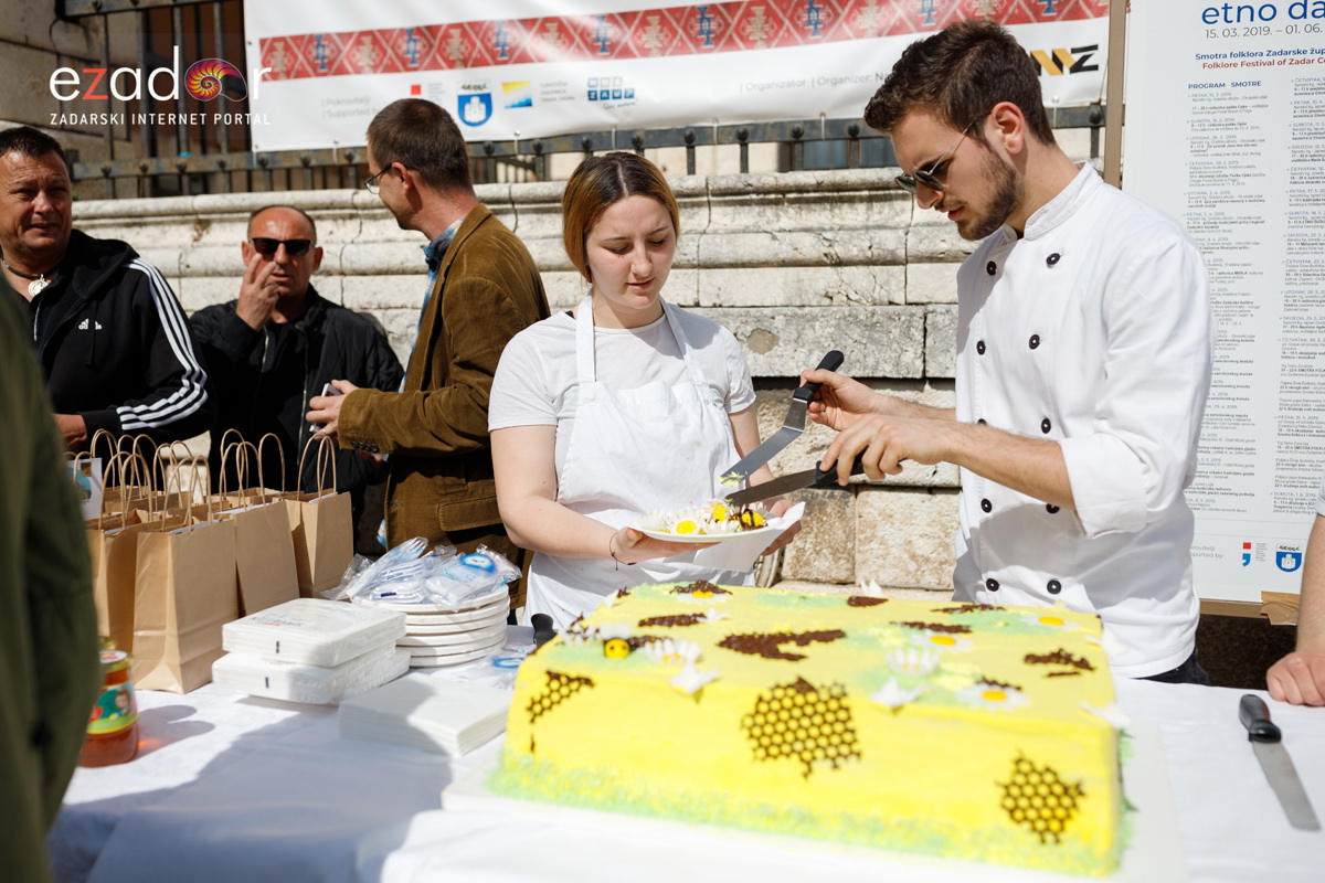 Đir po gradu, subotnja špica 30. ožujka 2019. Đir po gradu, subotnja špica 30. ožujka 2019.