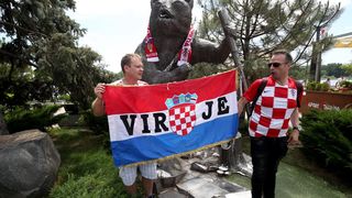 Veseli hrvatski navijači u Rostovu na Donu