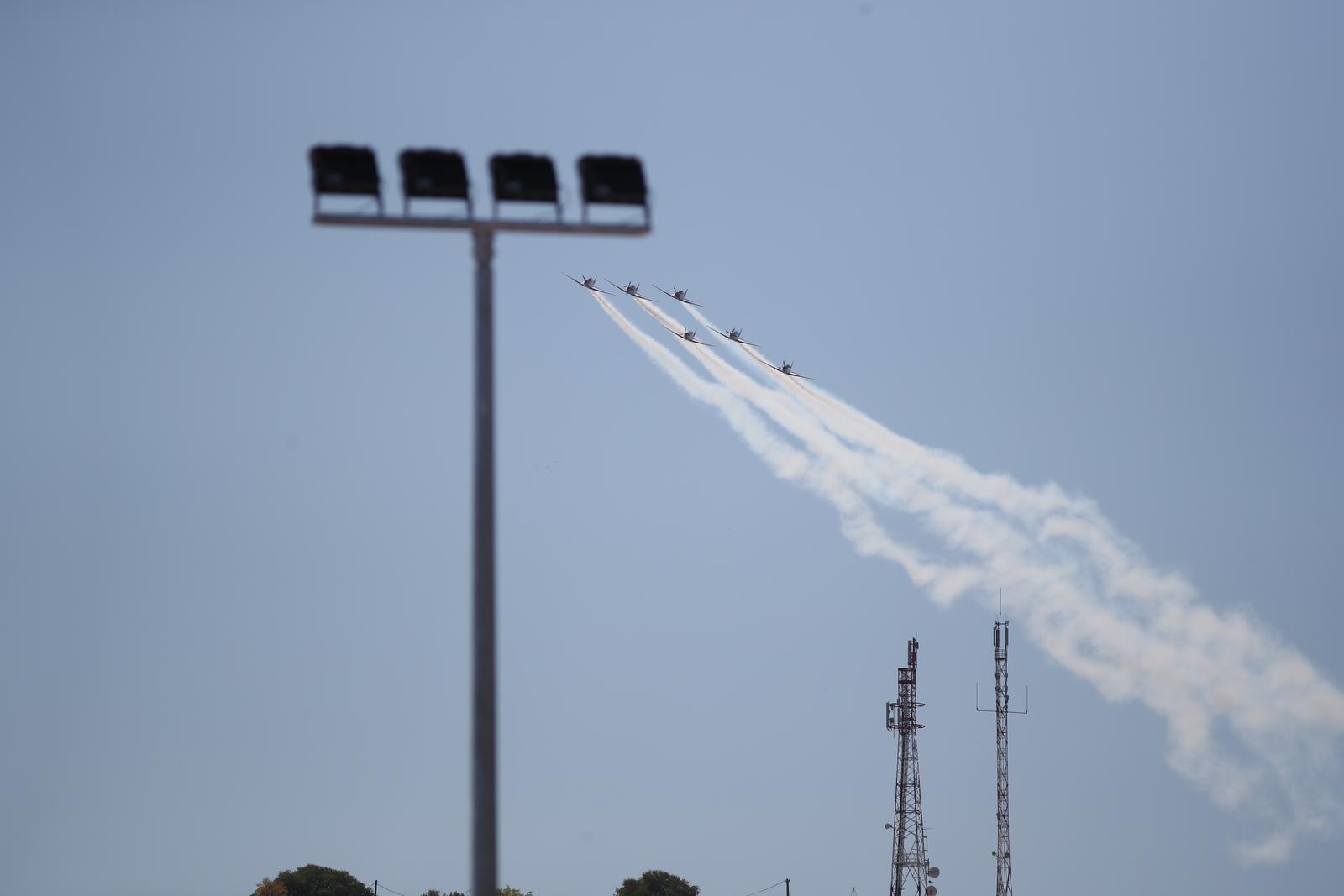 Preleti Rafalea i Krila oluje na obilježavanju 29. obljetnice VRO Oluja @ Knin Preleti Rafalea i Krila oluje na obilježavanju 29. obljetnice VRO Oluja @ Knin