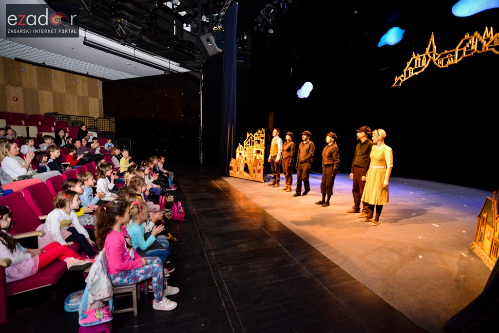 Obilježen Dan kazališta za mlade i Dan lutkarstva Obilježen Dan kazališta za mlade i Dan lutkarstva