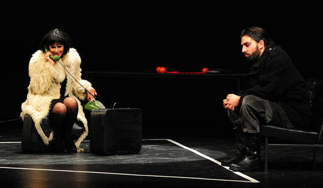 Zadar, 29.11.2012. snimio: Nenad Marčev Milan Begović Bez trećega Glumačka radionica HNK Zadar Igraju Žana Bumber i Vinko Radovčić Redatelj Vinko Radovčić Glumački mentor Jasna Ančić Asistent redatelja Renato Pizek Premijera Dvorana H