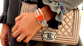 Visnja Knezevic izraduje predivne narukvice, foto: Andela Jovic Visnja Knezevic izraduje predivne narukvice, foto: Andela Jovic