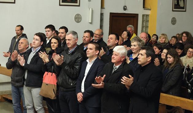 (V)Ladari i (V)Ladarice folklorne scene u Hrvatskoj još jednom oduševili Bibinjce. Foto: Leo Banić