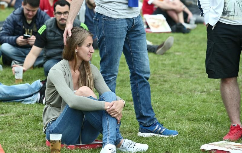 EURO 2016: Fan zona pored Eiffelovog tornja. Photo: Sanjin Strukić/PIXSELL EURO 2016: Fan zona pored Eiffelovog tornja. Photo: Sanjin Strukić/PIXSELL