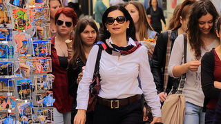 Skitnja gradom by Roberto Lerga