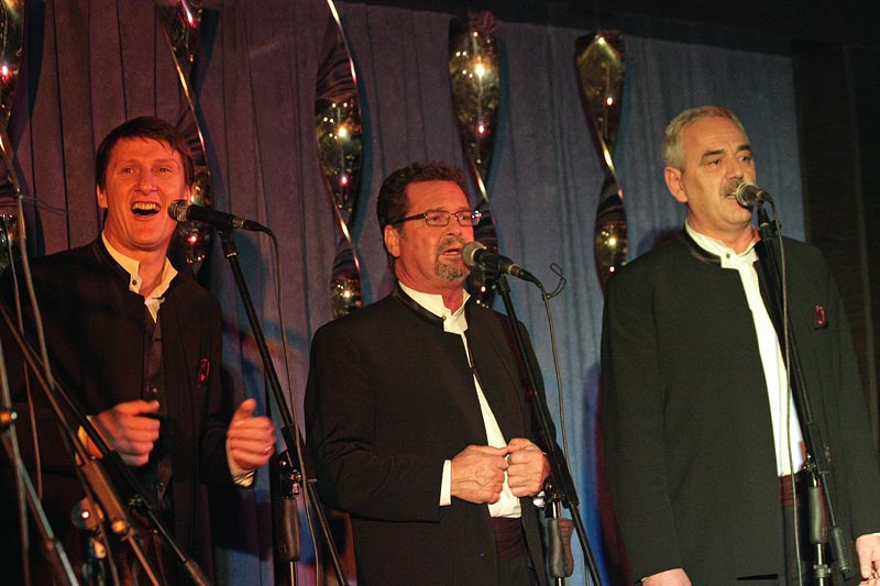 Božićni koncert Klape Intrade i Tomislava Bralića u Arsenalu (foto:Marin Gospić)