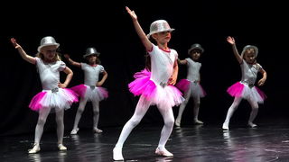 Baletna udruga Pirueta: Broadway, Foto: Mladen Radolović Mrlja Baletna udruga Pirueta: Broadway, Foto: Mladen Radolović Mrlja