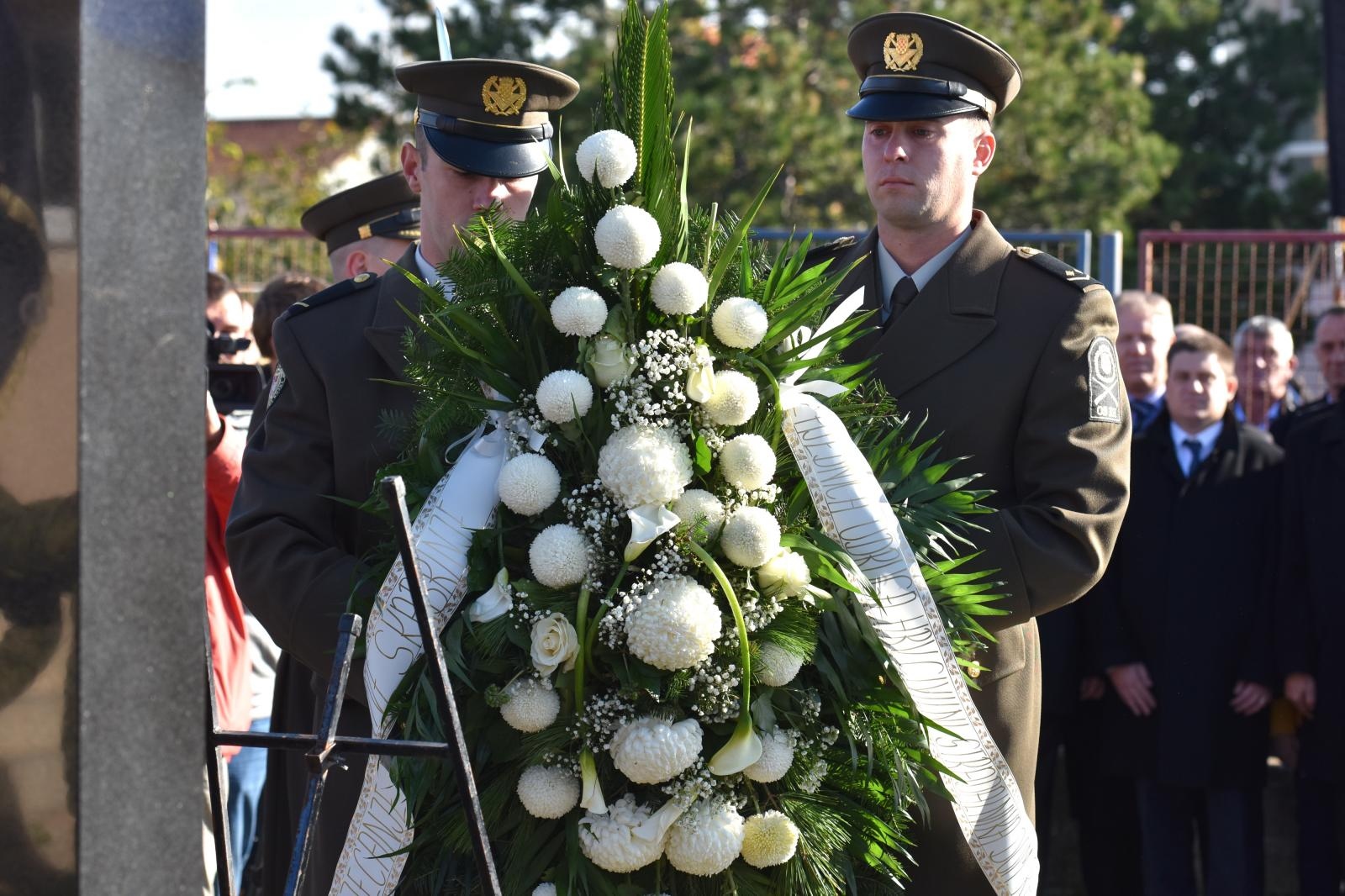 Škabrnja: Obilježena je 26. godišnjica stradavanja hrvatskih branitelja i civila