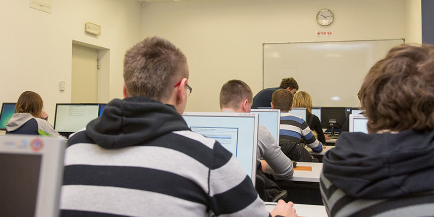 Algebra, ucenje, studenti, racunalo