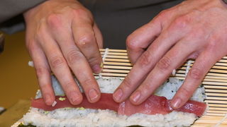 Tuna, Sushi & Wine Festival: Japanski masterchef Nakatsuji održao edukaciju pripreme tradicionalnih japanskih jela Tuna, Sushi & Wine Festival: Japanski masterchef Nakatsuji održao edukaciju pripreme tradicionalnih japanskih jela