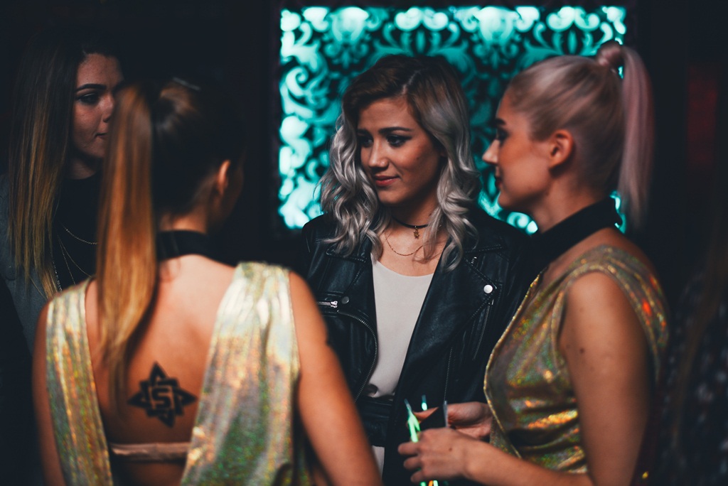 Votka party u Svarog Baru, Foto: Iva Perinčić Votka party u Svarog Baru, Foto: Iva Perinčić