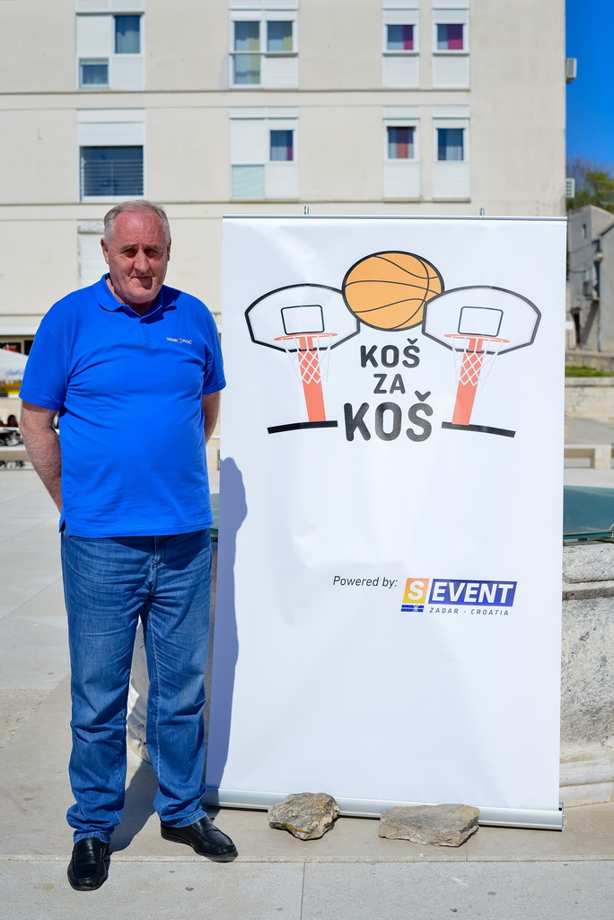 Basket na Forumu: Košarkaške legende protiv mlađih uzrasta KK Zadar. Ivica Obad Basket na Forumu: Košarkaške legende protiv mlađih uzrasta KK Zadar. Ivica Obad