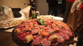 Prva samostalna izložba Ive Perinčić ” Čarolija Kazališta lutaka “