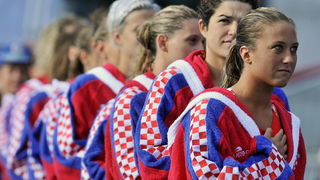 Zagreb, 310810.
Bazen Mladosti, Jarunska 5.
Utakmica zenskog vaterpola u sklopu Europskog prvenstva, izmedju Hrvatske i Rusije.
Na slici: hrvatska reprezentacija.
Foto: Boris Kovacev / CROPIX Zagreb, 310810.
Bazen Mladosti, Jarunska 5.
Utakmica zenskog vaterpola u sklopu Europskog prvenstva, izmedju Hrvatske i Rusije.
Na slici: hrvatska reprezentacija.
Foto: Boris Kovacev / CROPIX