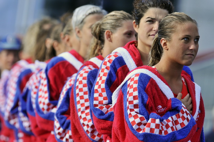 Zagreb, 310810.
Bazen Mladosti, Jarunska 5.
Utakmica zenskog vaterpola u sklopu Europskog prvenstva, izmedju Hrvatske i Rusije.
Na slici: hrvatska reprezentacija.
Foto: Boris Kovacev / CROPIX Zagreb, 310810.
Bazen Mladosti, Jarunska 5.
Utakmica zenskog vaterpola u sklopu Europskog prvenstva, izmedju Hrvatske i Rusije.
Na slici: hrvatska reprezentacija.
Foto: Boris Kovacev / CROPIX