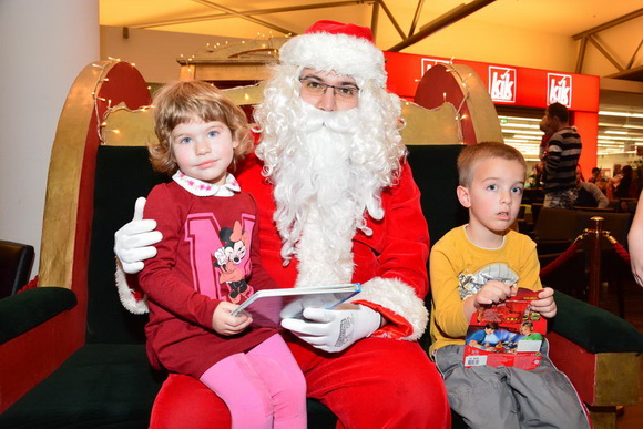 Supernova: Božićni koncert Ivane Kindl i posjet Djeda Božićnjaka, Foto: Iva Perinčić Supernova: Božićni koncert Ivane Kindl i posjet Djeda Božićnjaka, Foto: Iva Perinčić